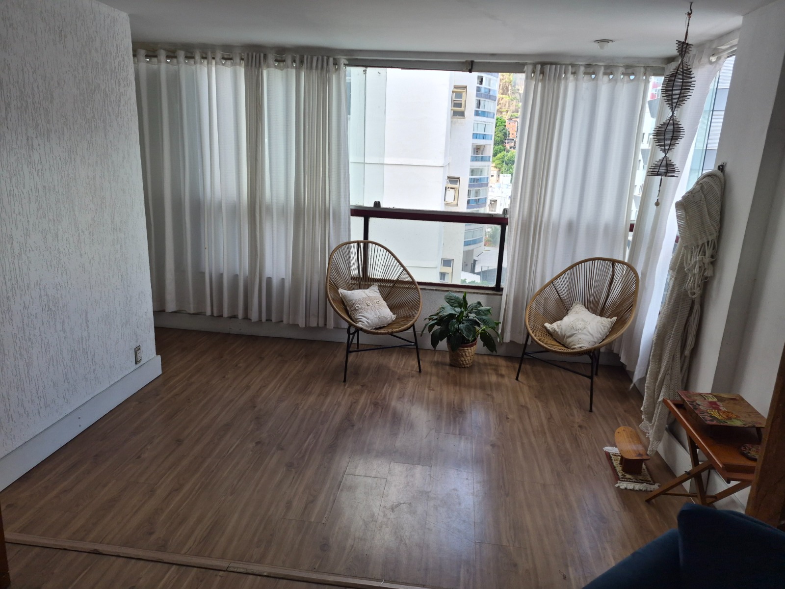 Cobertura com 256 m² e área gourmet em Bento Ferreira